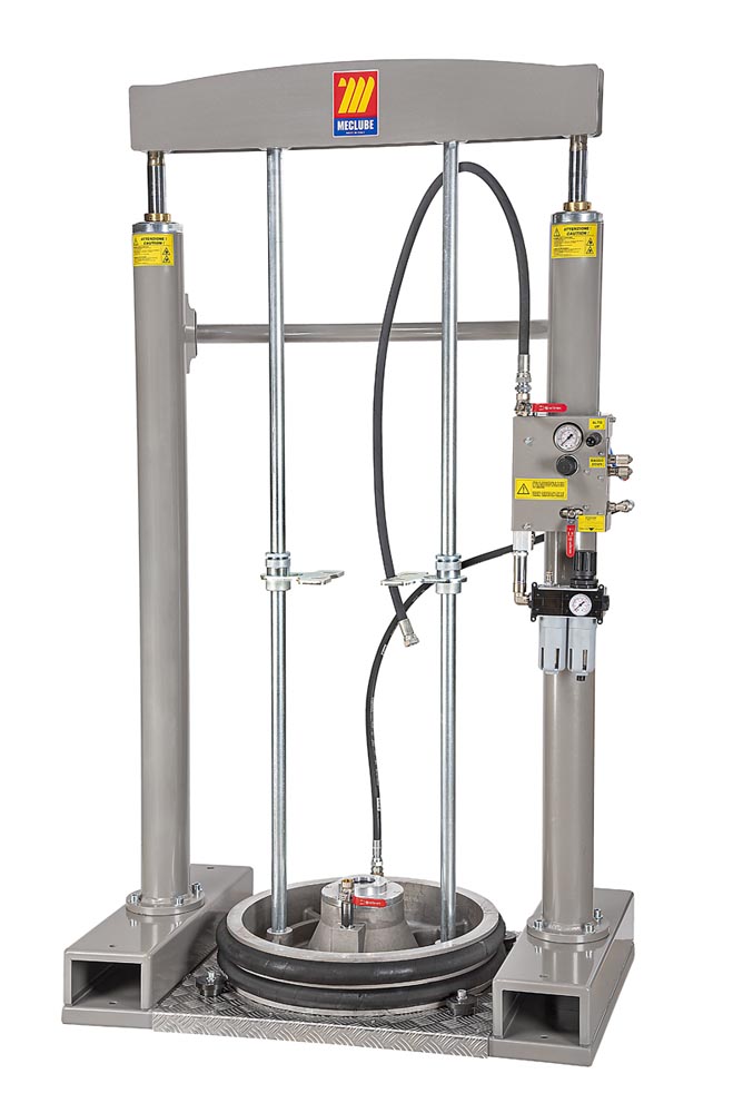 Hydraulic frame lift for drums