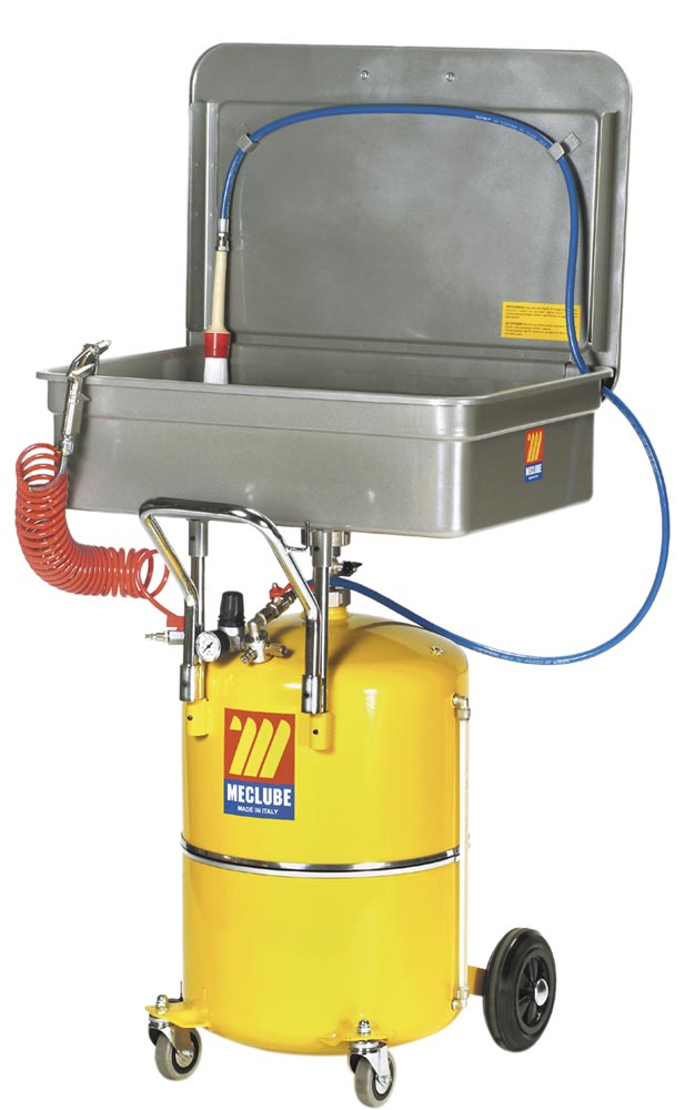Pneumatic cleaning tank