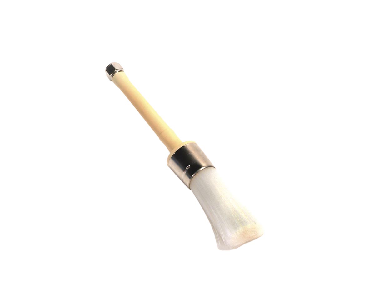 Brush for pneumatic cleaning tank